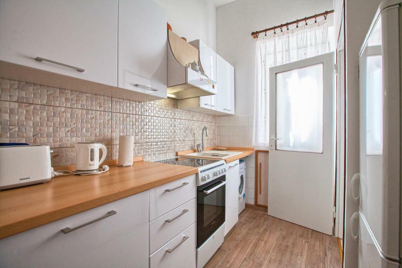 Apartment Rosy Пула Екстериор снимка